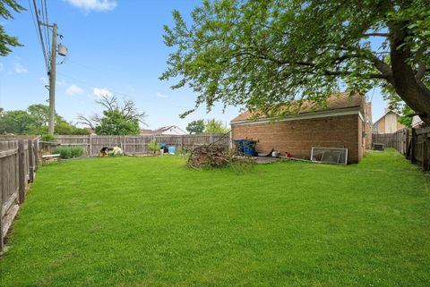 Tiny photo for 10828 S PULASKI Road, Oak Lawn, IL 60453 (MLS # 12379972)