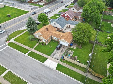 Tiny photo for 10828 S PULASKI Road, Oak Lawn, IL 60453 (MLS # 12379972)