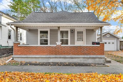Tiny photo for 610 Scott Street, Bloomington, IL 61701 (MLS # 12514496)