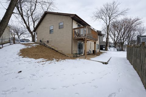 Tiny photo for 1587 Brookside Drive, Hoffman Estates, IL 60169 (MLS # 12558990)