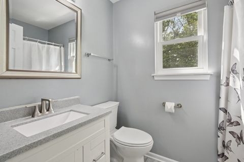 Tiny photo for 616 Pinehurst Drive, North Aurora, IL 60542 (MLS # 12497267)