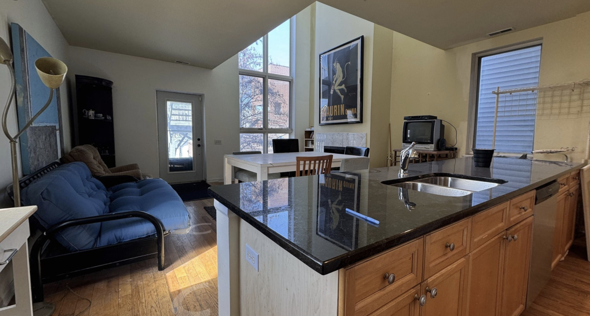 1412 W Diversey Parkway B