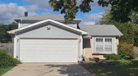 Photo of 10 Wedgewood Road, Matteson, IL 60443 (MLS # 12568981)