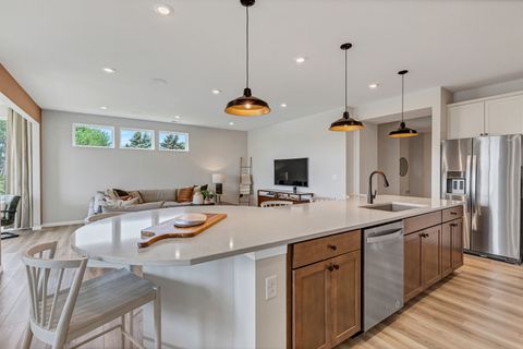 Tiny photo for 2798 Spring Circle South Cir, Lindenhurst, IL 60046 (MLS # 12495388)