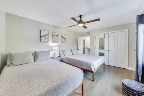 Tiny photo for 2047 N Honore Street, Chicago, IL 60614 (MLS # 12472886)