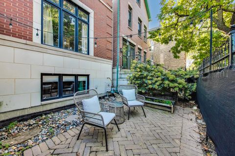 Tiny photo for 2047 N Honore Street, Chicago, IL 60614 (MLS # 12472886)