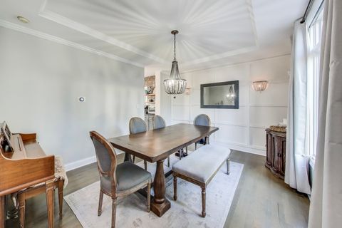 Tiny photo for 2047 N Honore Street, Chicago, IL 60614 (MLS # 12472886)