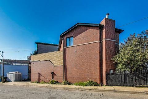 Tiny photo for 2047 N Honore Street, Chicago, IL 60614 (MLS # 12472886)