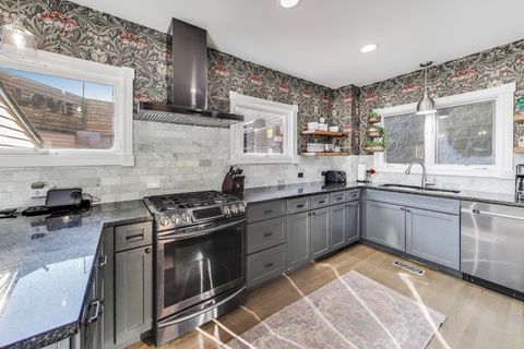 Tiny photo for 2047 N Honore Street, Chicago, IL 60614 (MLS # 12472886)