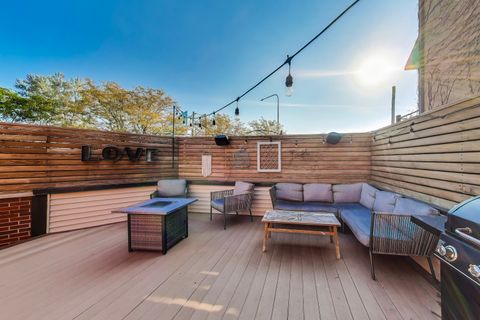 Tiny photo for 2047 N Honore Street, Chicago, IL 60614 (MLS # 12472886)