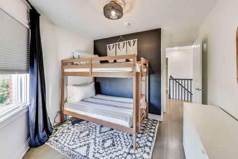 Tiny photo for 2047 N Honore Street, Chicago, IL 60614 (MLS # 12472886)