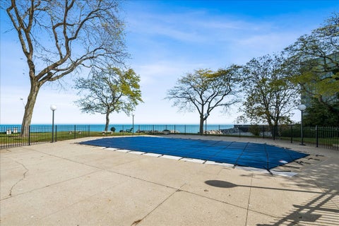 Tiny photo for 1500 Sheridan Road #8L, Wilmette, IL 60091 (MLS # 12793932)