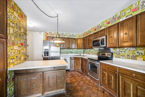 Tiny photo for 1500 Sheridan Road #8L, Wilmette, IL 60091 (MLS # 12793932)