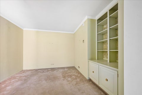 Tiny photo for 1500 Sheridan Road #8L, Wilmette, IL 60091 (MLS # 12793932)