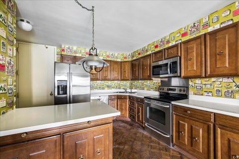 Tiny photo for 1500 Sheridan Road #8L, Wilmette, IL 60091 (MLS # 12793932)