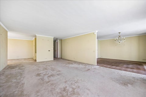 Tiny photo for 1500 Sheridan Road #8L, Wilmette, IL 60091 (MLS # 12793932)
