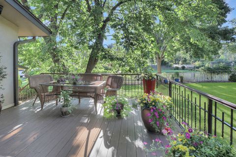 Tiny photo for 236 Monument Avenue, Barrington, IL 60010 (MLS # 12489955)