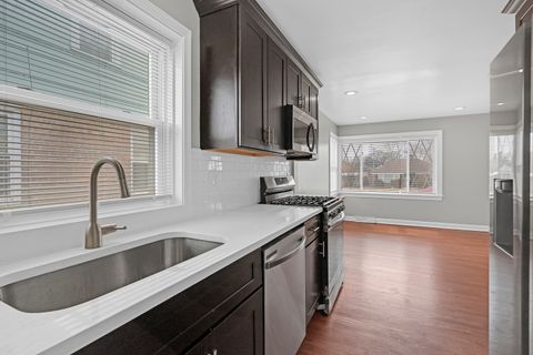 Tiny photo for 343 Frederick Avenue, Bellwood, IL 60104 (MLS # 12612298)