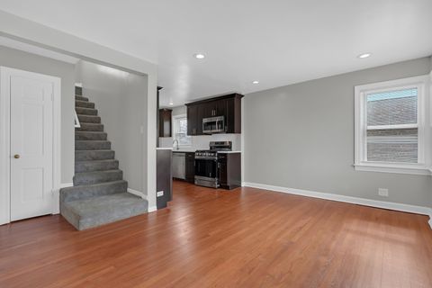 Tiny photo for 343 Frederick Avenue, Bellwood, IL 60104 (MLS # 12612298)