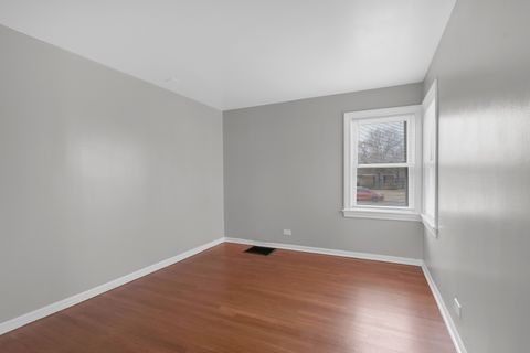 Tiny photo for 343 Frederick Avenue, Bellwood, IL 60104 (MLS # 12612298)