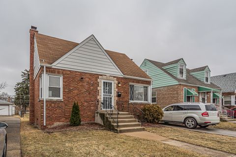 Tiny photo for 343 Frederick Avenue, Bellwood, IL 60104 (MLS # 12612298)