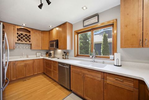 Tiny photo for 5417 Blodgett Avenue, Downers Grove, IL 60515 (MLS # 12654820)