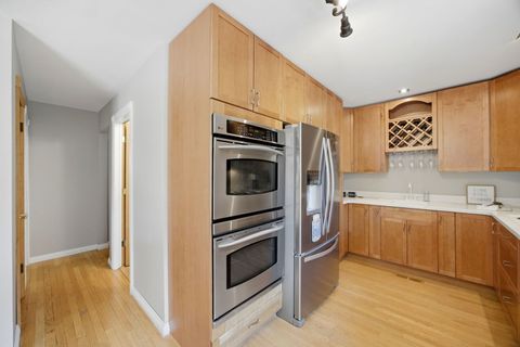 Tiny photo for 5417 Blodgett Avenue, Downers Grove, IL 60515 (MLS # 12654820)