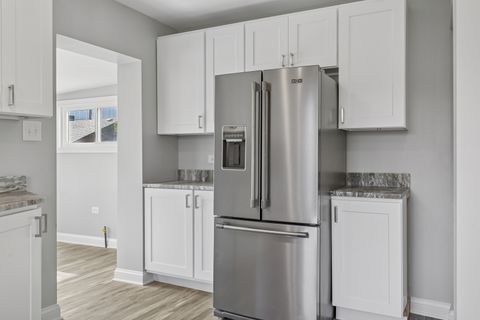 Tiny photo for 7705 Columbia Drive, Bridgeview, IL 60455 (MLS # 12532443)