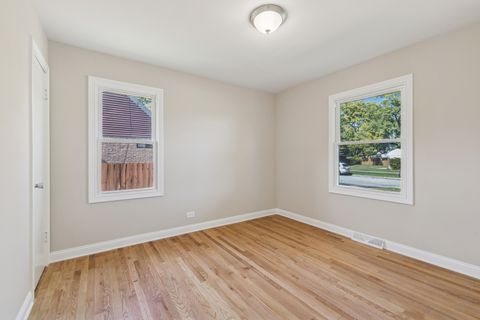 Tiny photo for 7705 Columbia Drive, Bridgeview, IL 60455 (MLS # 12532443)