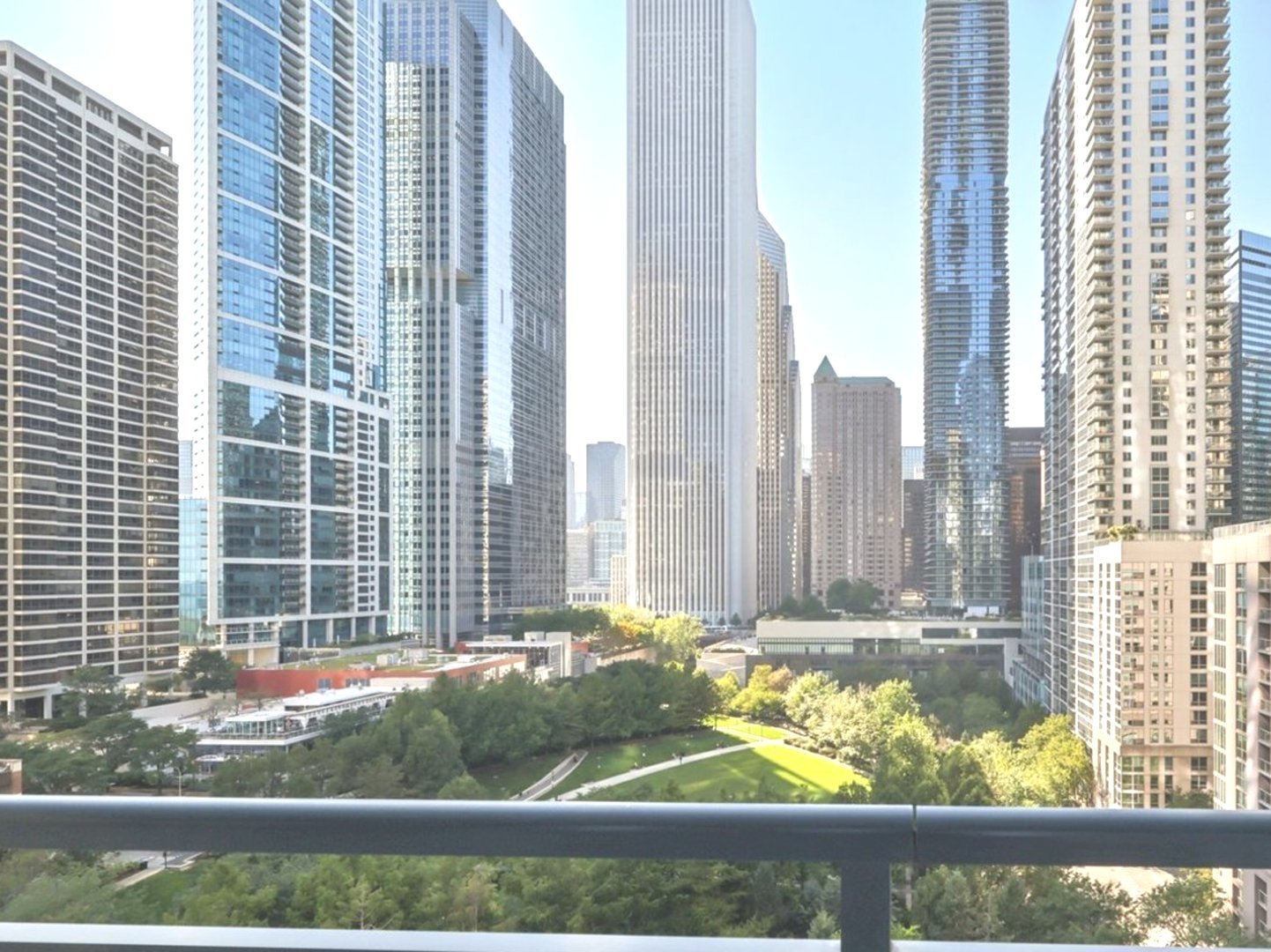 201 N WESTSHORE Drive 1305