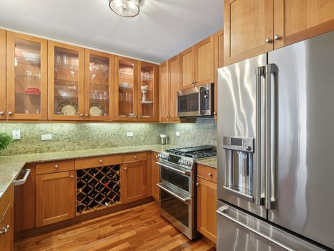 Tiny photo for 201 N WESTSHORE Drive #1305, Chicago, IL 60601 (MLS # 12476541)