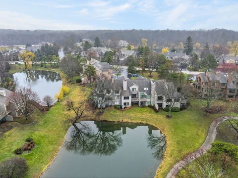 Tiny photo for 962 Shoreline Road #898, Lake Barrington, IL 60010 (MLS # 12609926)