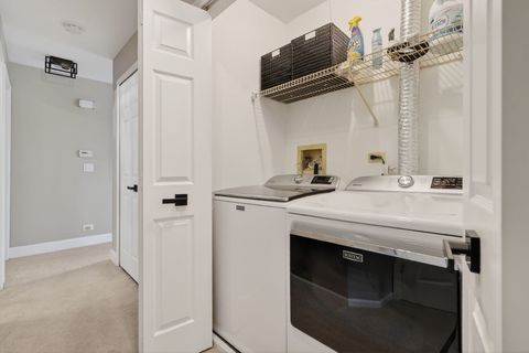 Tiny photo for 962 Shoreline Road #898, Lake Barrington, IL 60010 (MLS # 12609926)