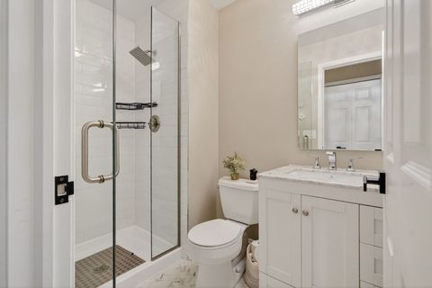 Tiny photo for 962 Shoreline Road #898, Lake Barrington, IL 60010 (MLS # 12609926)