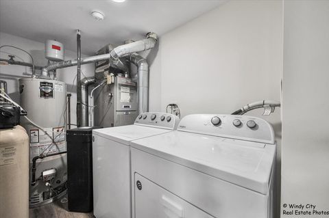 Tiny photo for 2054 Peach Tree Lane, Algonquin, IL 60102 (MLS # 12580953)