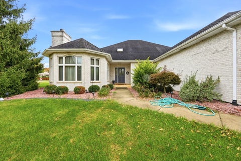 Tiny photo for 365 E Pine Meadow Court, Morris, IL 60450 (MLS # 12786981)
