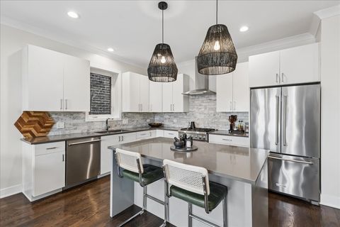 Tiny photo for 3035 W Belmont Avenue #2E, Chicago, IL 60618 (MLS # 12581422)