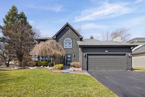 Photo of 1100 Hidden Lake Drive, Buffalo Grove, IL 60089 (MLS # 12639156)