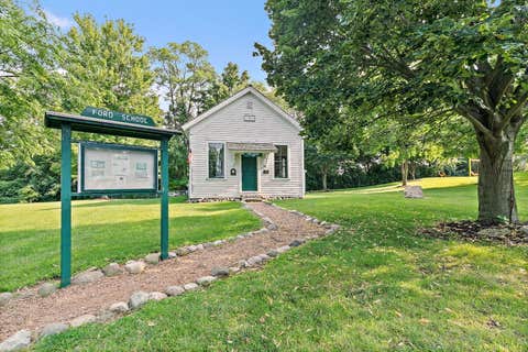 Tiny photo for 308 Ramble Road, Lake In The Hills, IL 60156 (MLS # 12729108)