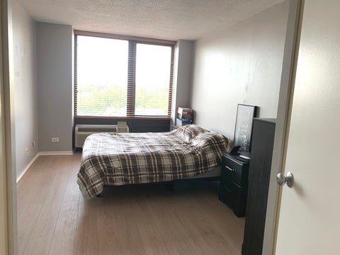 Tiny photo for 5320 N SHERIDAN Road #611, Chicago, IL 60640 (MLS # 12750237)