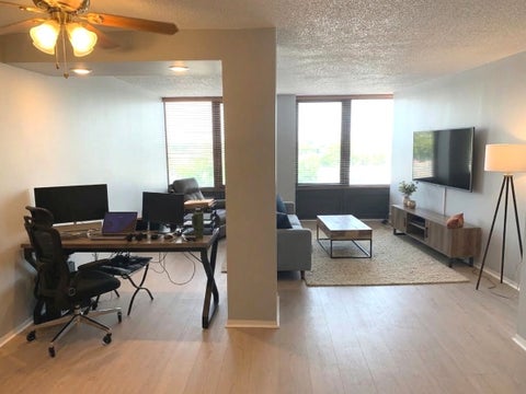Tiny photo for 5320 N SHERIDAN Road #611, Chicago, IL 60640 (MLS # 12750237)