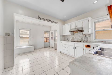 Tiny photo for 5033 N Hamlin Avenue, Chicago, IL 60625 (MLS # 12380862)