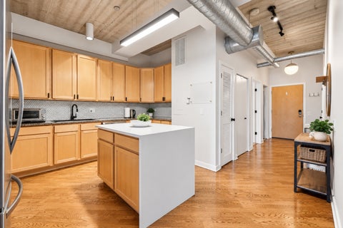 Tiny photo for 3260 N Clark Street #304, Chicago, IL 60657 (MLS # 12769826)