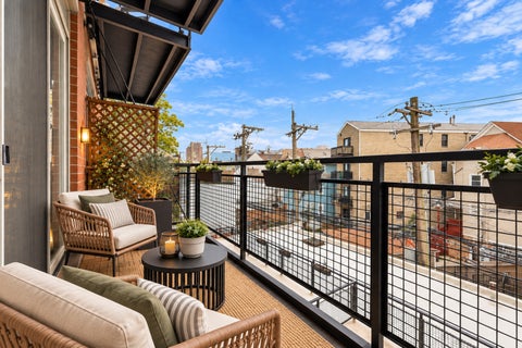 Tiny photo for 3260 N Clark Street #304, Chicago, IL 60657 (MLS # 12769826)