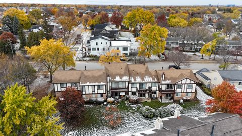 Tiny photo for 25 Illinois Avenue #M1, Schaumburg, IL 60193 (MLS # 12516198)