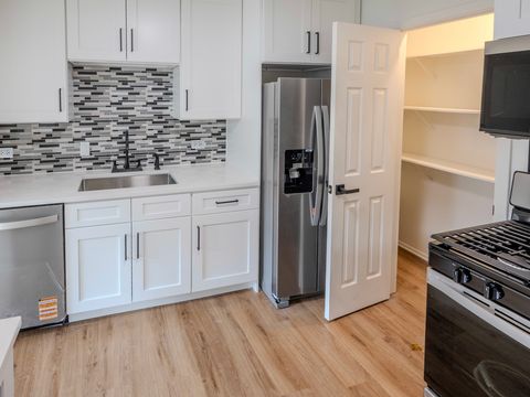 Tiny photo for 25 Illinois Avenue #M1, Schaumburg, IL 60193 (MLS # 12516198)