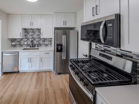 Tiny photo for 25 Illinois Avenue #M1, Schaumburg, IL 60193 (MLS # 12516198)