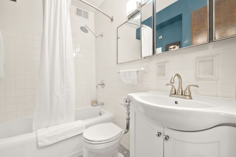 Tiny photo for 3950 N Lake Shore Drive #210, Chicago, IL 60613 (MLS # 12552231)