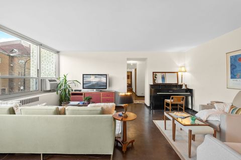 Tiny photo for 3950 N Lake Shore Drive #210, Chicago, IL 60613 (MLS # 12552231)