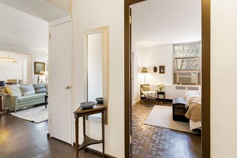 Tiny photo for 3950 N Lake Shore Drive #210, Chicago, IL 60613 (MLS # 12552231)